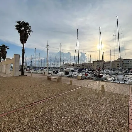 Magnifique Studio Cabine Avec Terrasse Et Parking * 루케이트